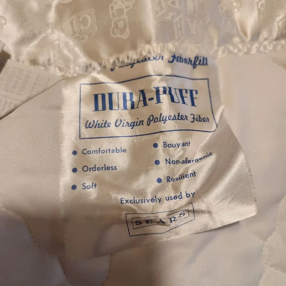 Sears Dura-Puff Baby Blanket Comforter Solid White Satin Trim Bears Blocks Quilt